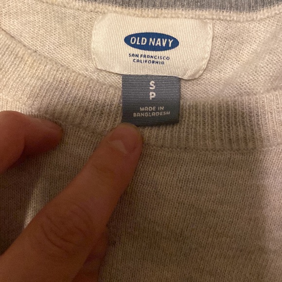 Pullover sweater - Picture 2 of 3